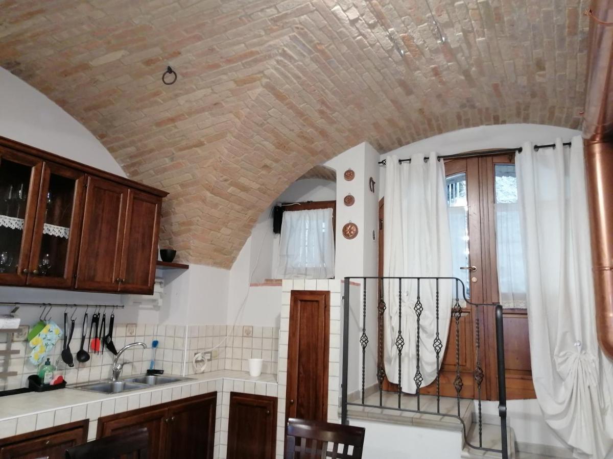 Loft Gioia Apartment Perugia Ngoại thất bức ảnh