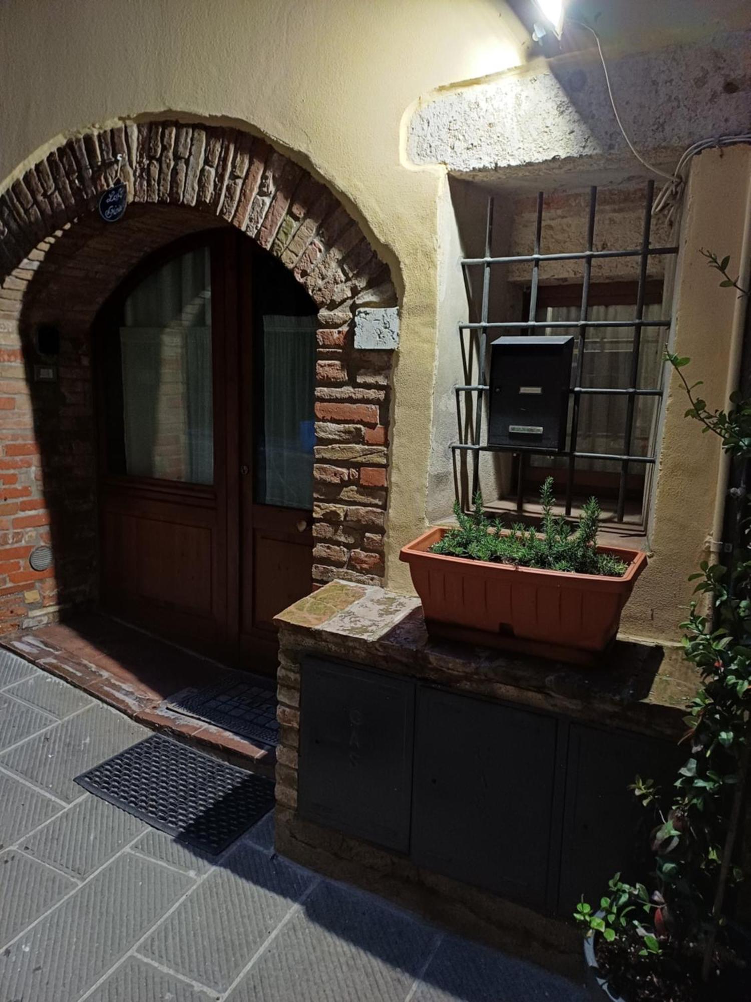 Loft Gioia Apartment Perugia Phòng bức ảnh